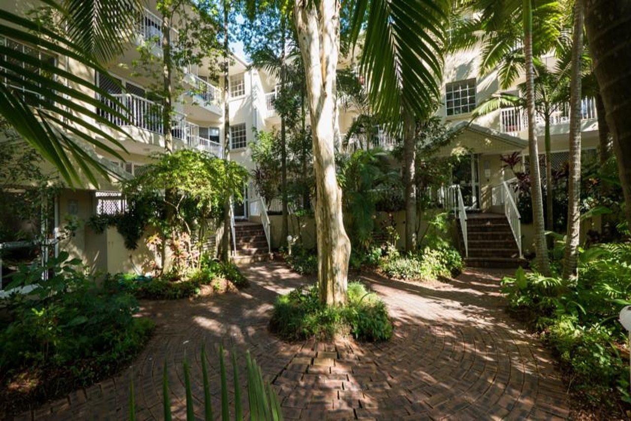 Surfers Tropique Holiday Apartments Gold Coast Extérieur photo