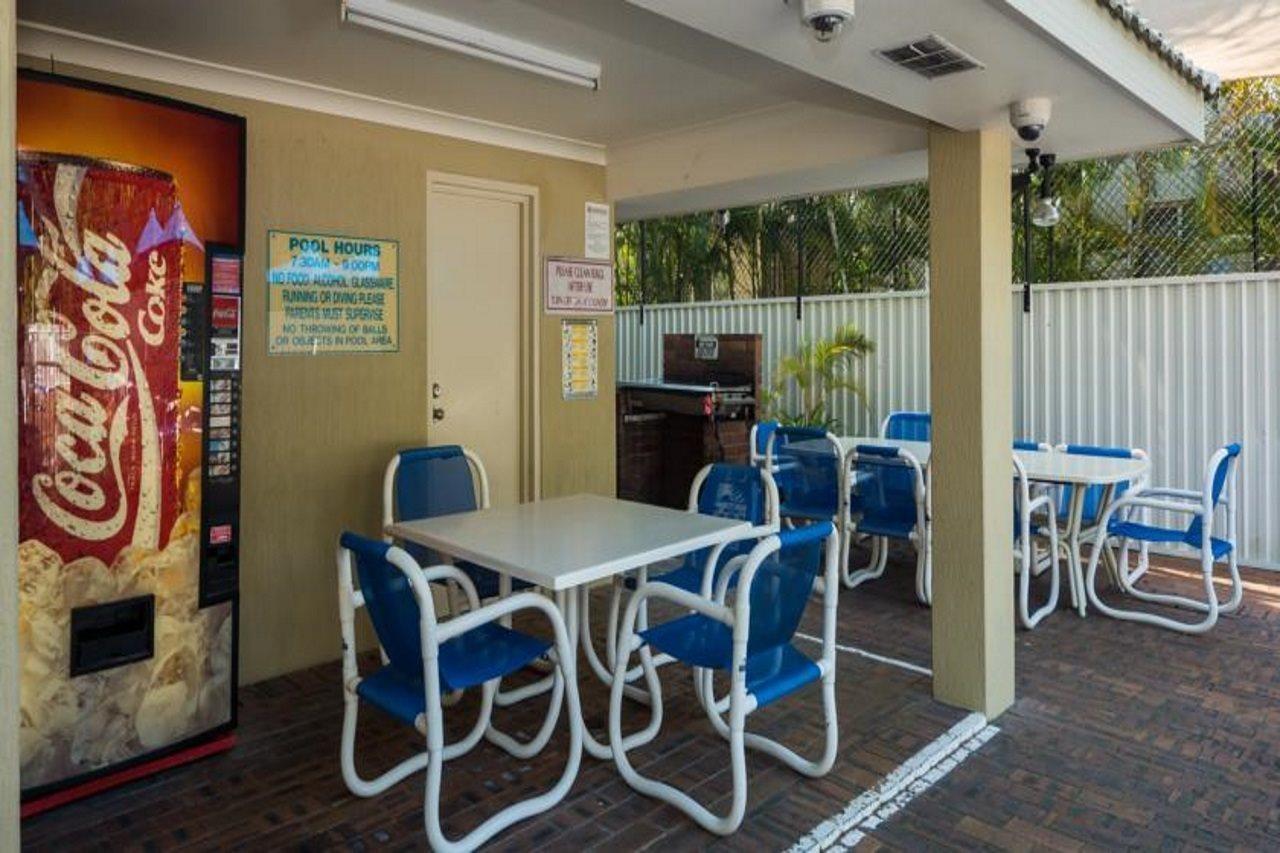 Surfers Tropique Holiday Apartments Gold Coast Extérieur photo
