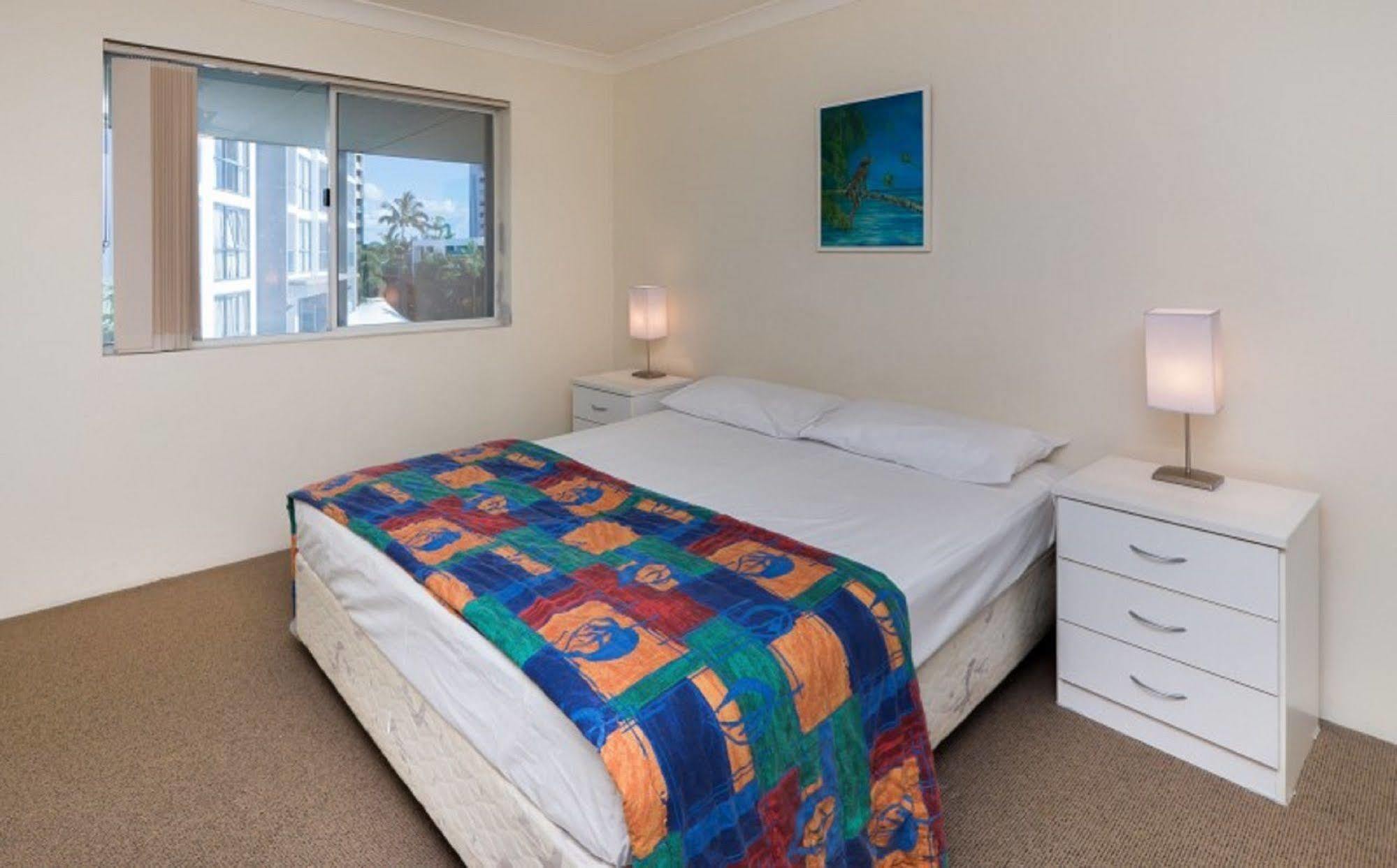 Surfers Tropique Holiday Apartments Gold Coast Extérieur photo