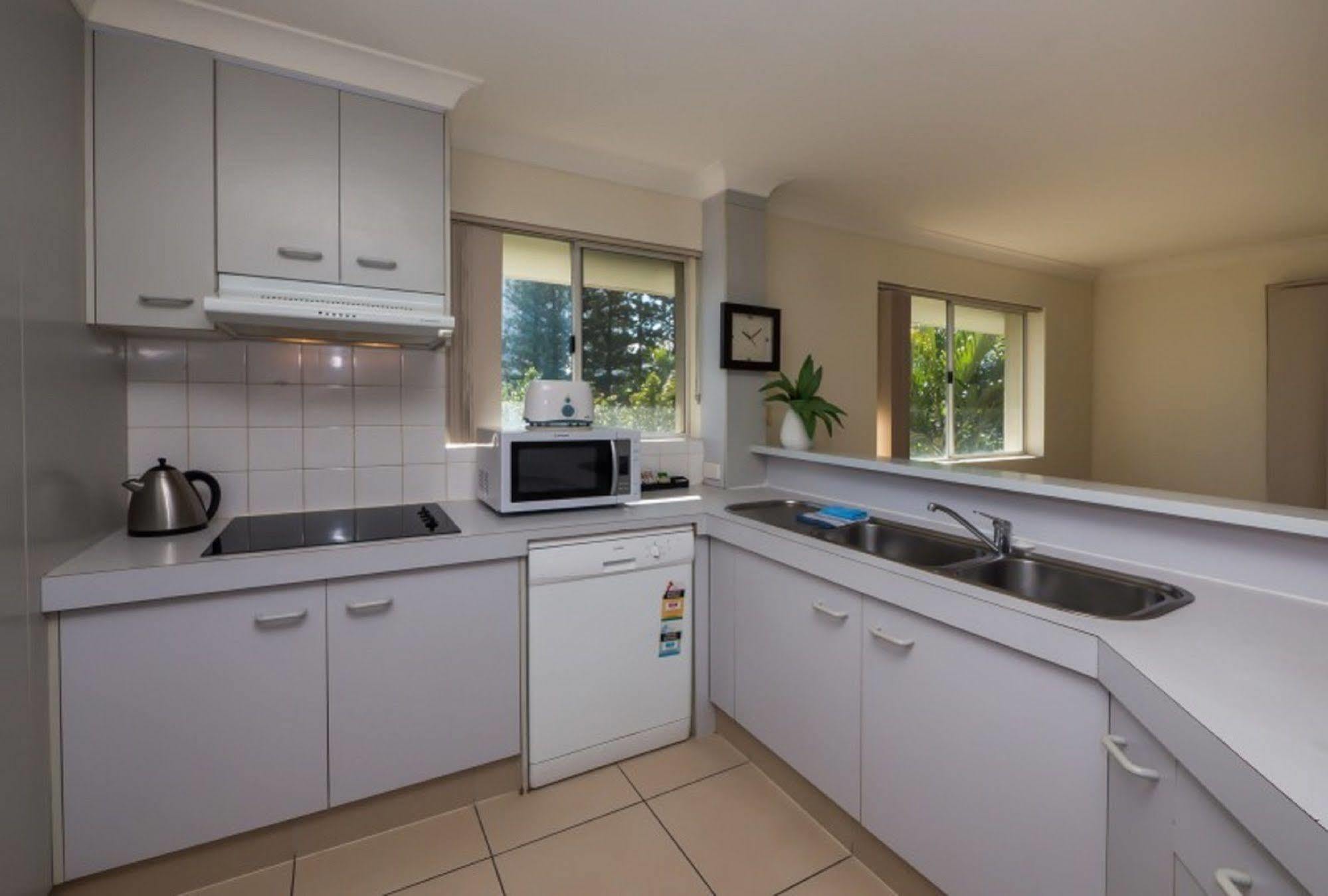 Surfers Tropique Holiday Apartments Gold Coast Extérieur photo
